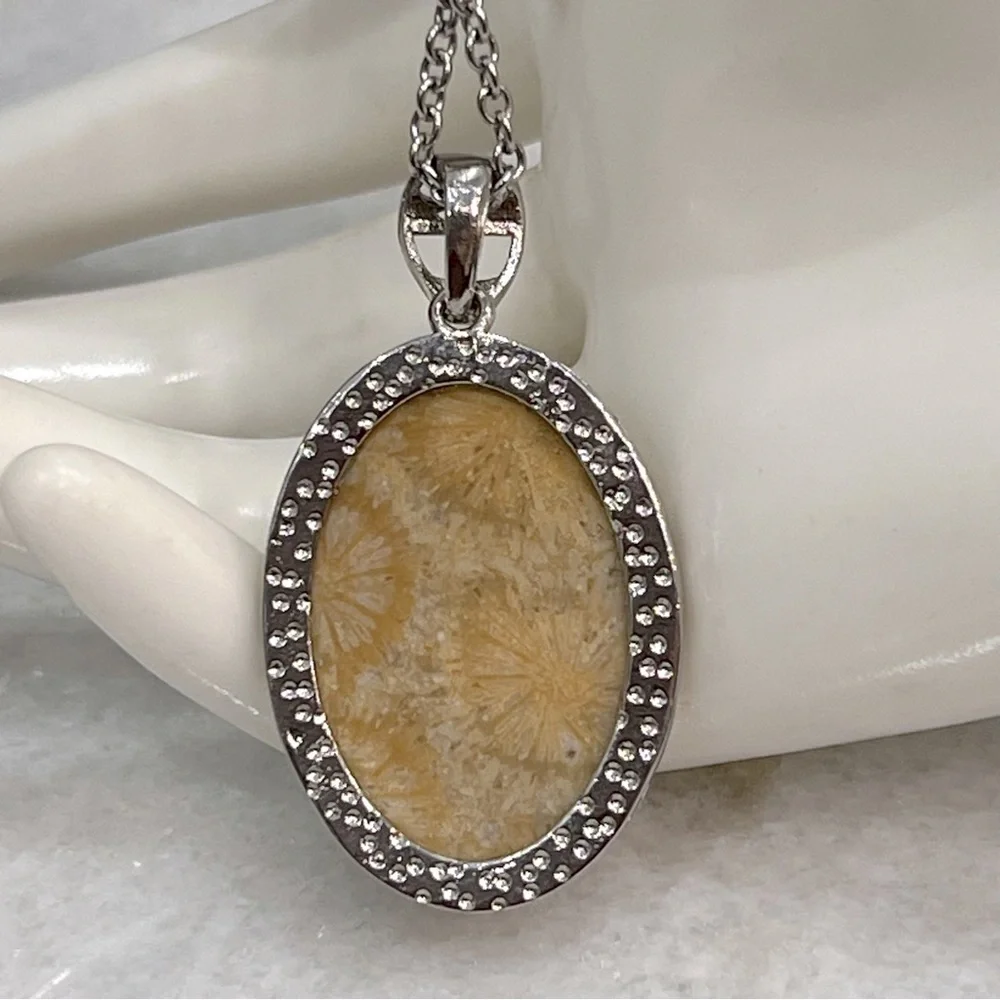 Fossil Coral Silver Pendant Necklace - Picture 8 of 10
